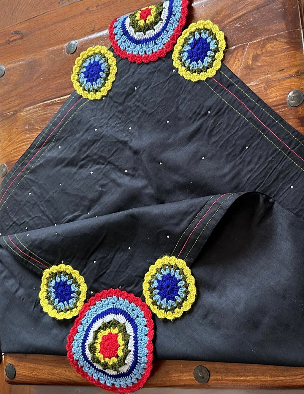 Hand crafted cotton table cover with Knitted Pattern